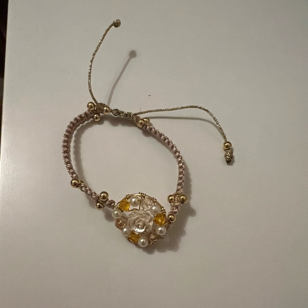 Adjustable handmade bracelet